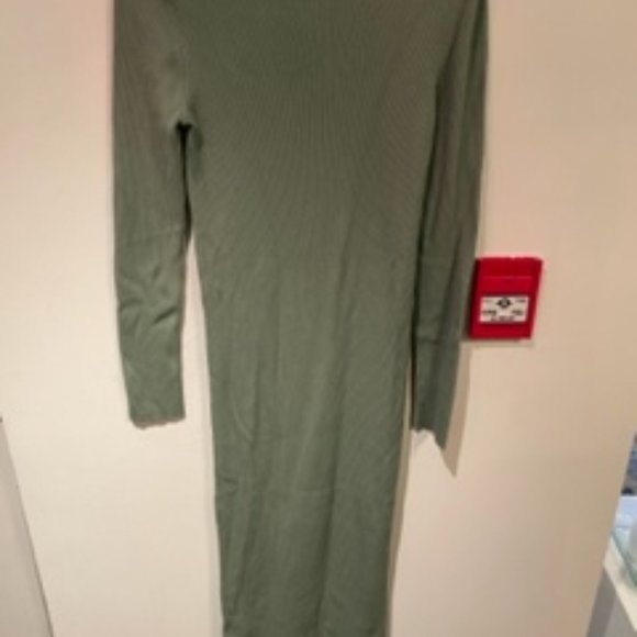 Knit Green Zara Midi Dress XL NWT - Picture 4 of 5